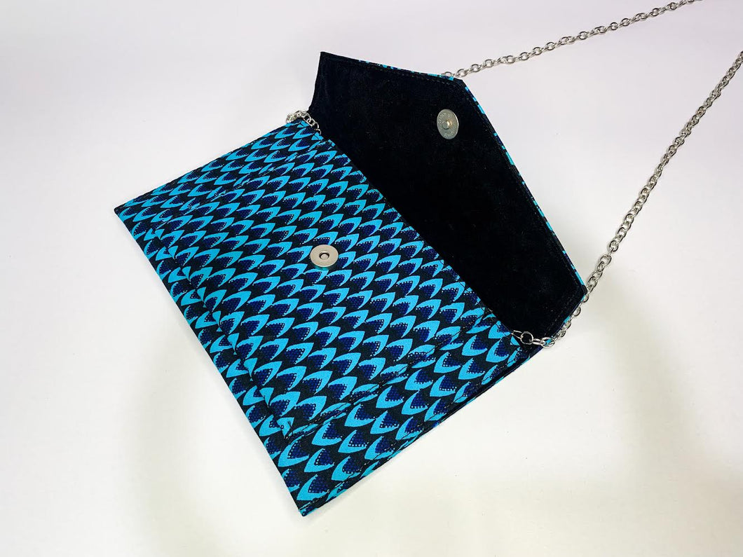 The Ekom Chain Purse (Print 2)